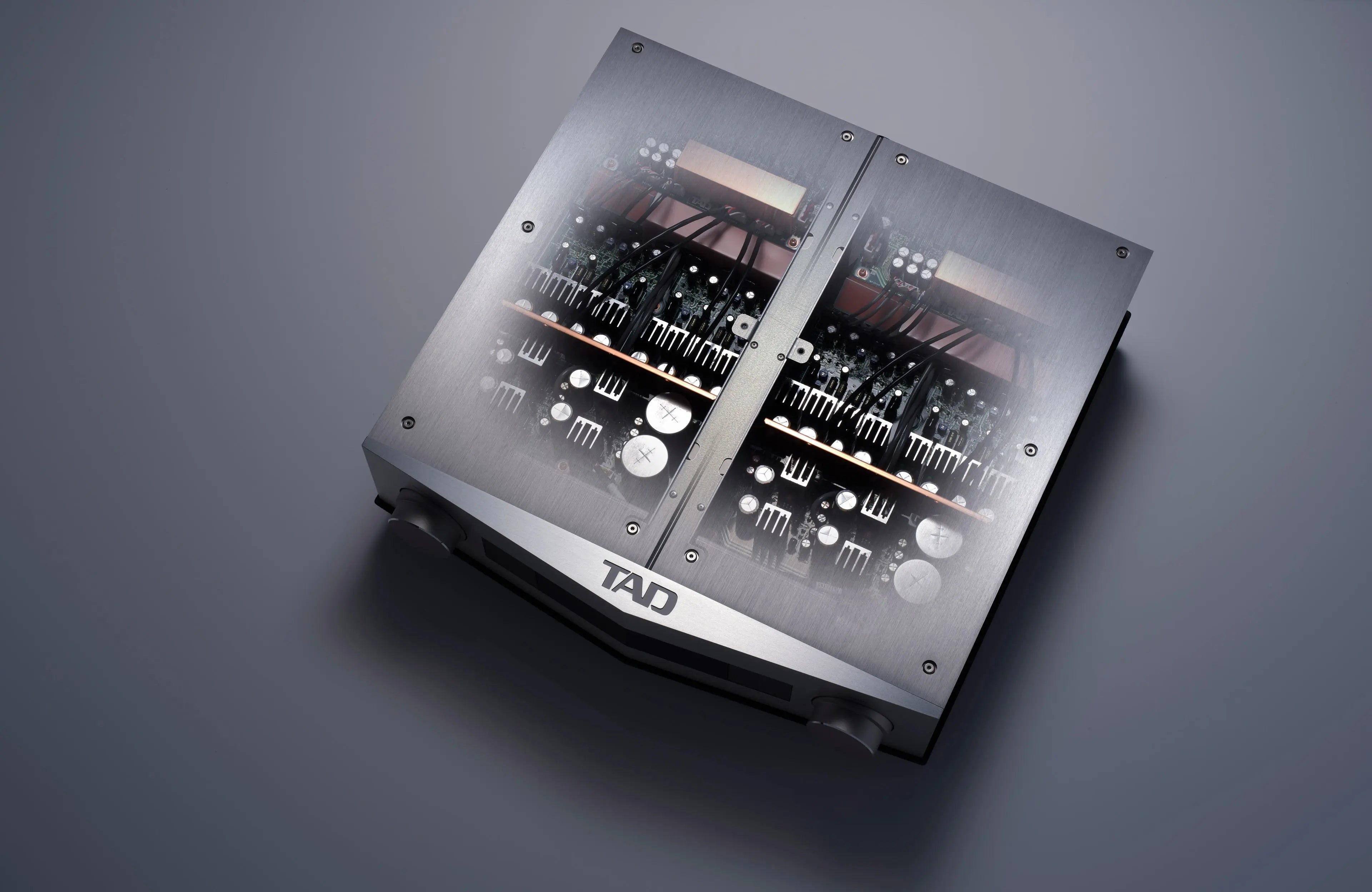 TAD C700 TAD Labs